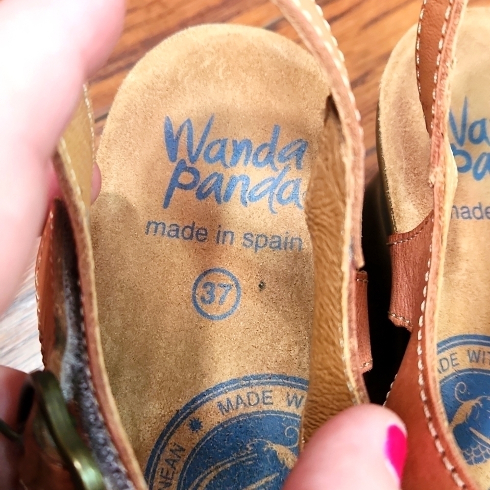 Wanda Panda Strappy Neutral Wedges - Picture 4 of 7